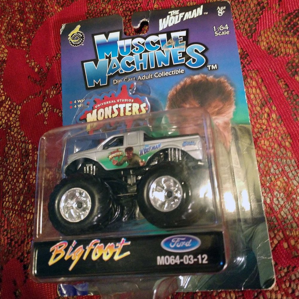 NIB 'The Wolfman' BIGFOOT monster truck 1:64 scale